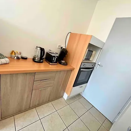 Appart' Lumineux/terrasse/piscine/proche Centre Apartment Valence (Drome)
