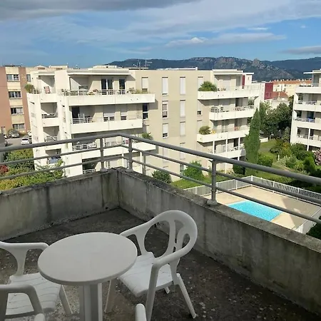 Appart' Lumineux/terrasse/piscine/proche Centre Apartment Valence (Drome)
